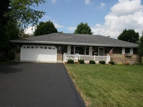 17 Sunset Ln, Joliet, IL 60433