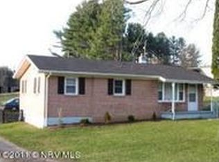 195 Needmore Ln NE, Floyd, VA 24091