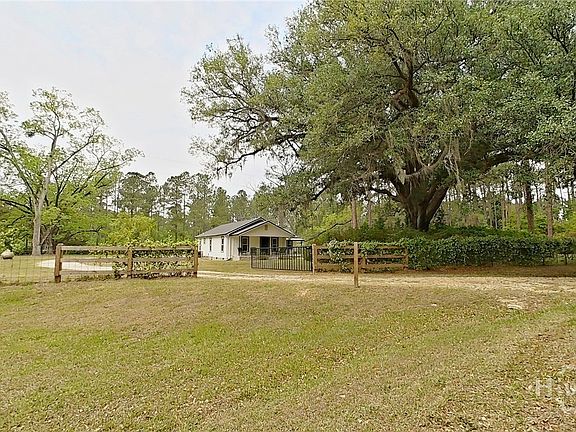 2nd image of 2650 Hadley Ferry Road
