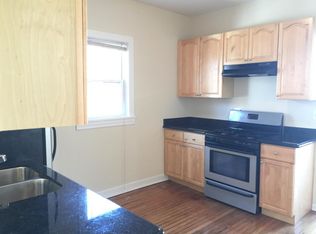 1434 W Superior St #B2, Chicago, IL 60642