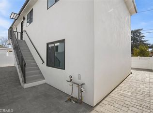 13906 1/2 Hamlin St, Van Nuys, CA 91401