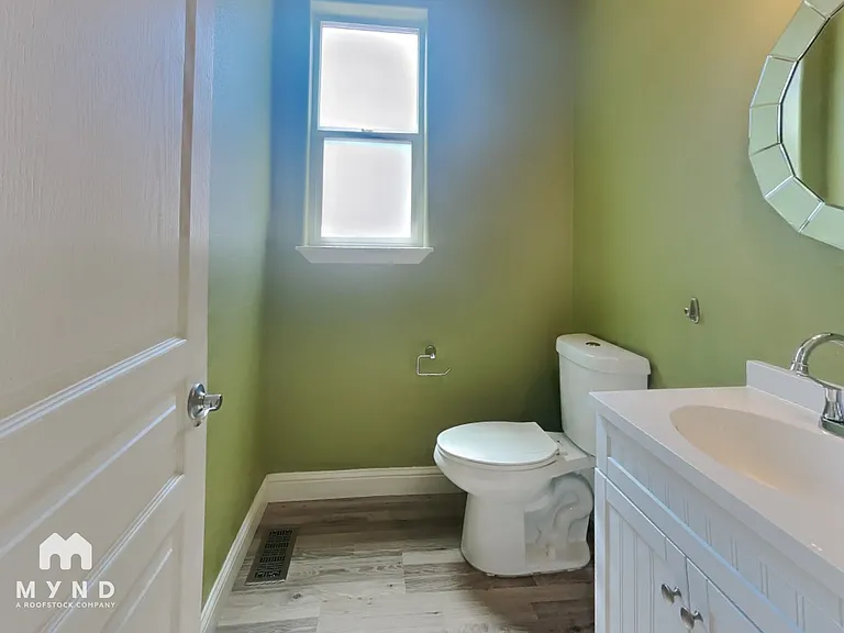 4698 NE Beaumead Ln — Photo 24