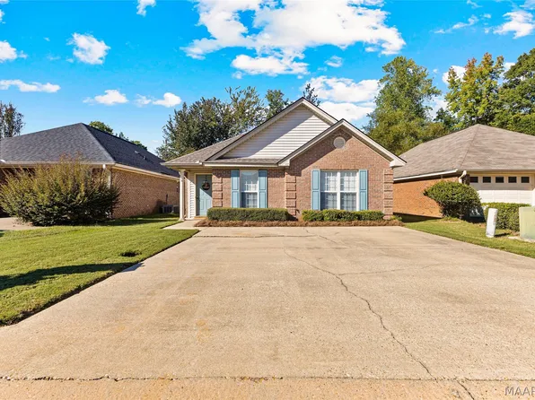 105 Forest Trail Ct, Millbrook, AL 36054