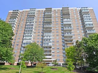 2444 Madison Rd Unit 1209, Cincinnati, OH 45208