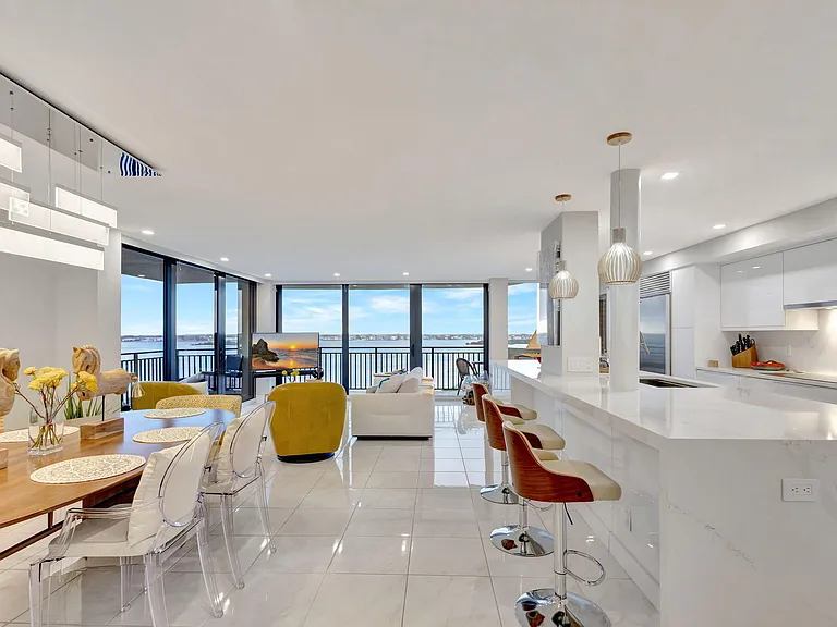 5460 N Ocean Dr #7C — Photo 5