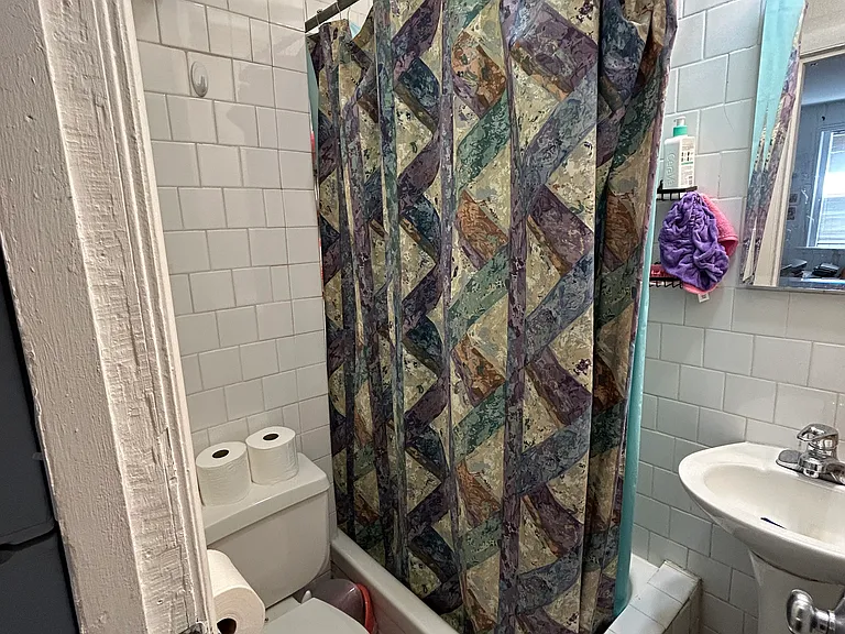 10 Phillips St #6 — Photo 15