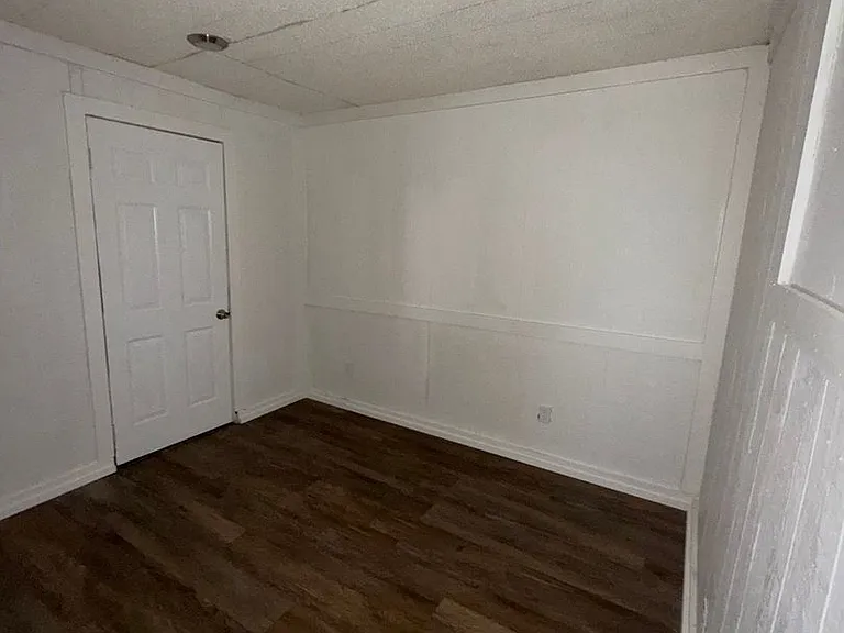 3081 Sunrise St — Photo 3