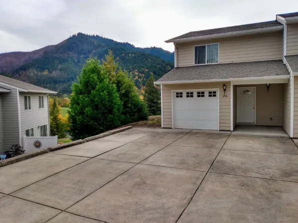 390 Maylea Pl, Canyonville, OR 97417