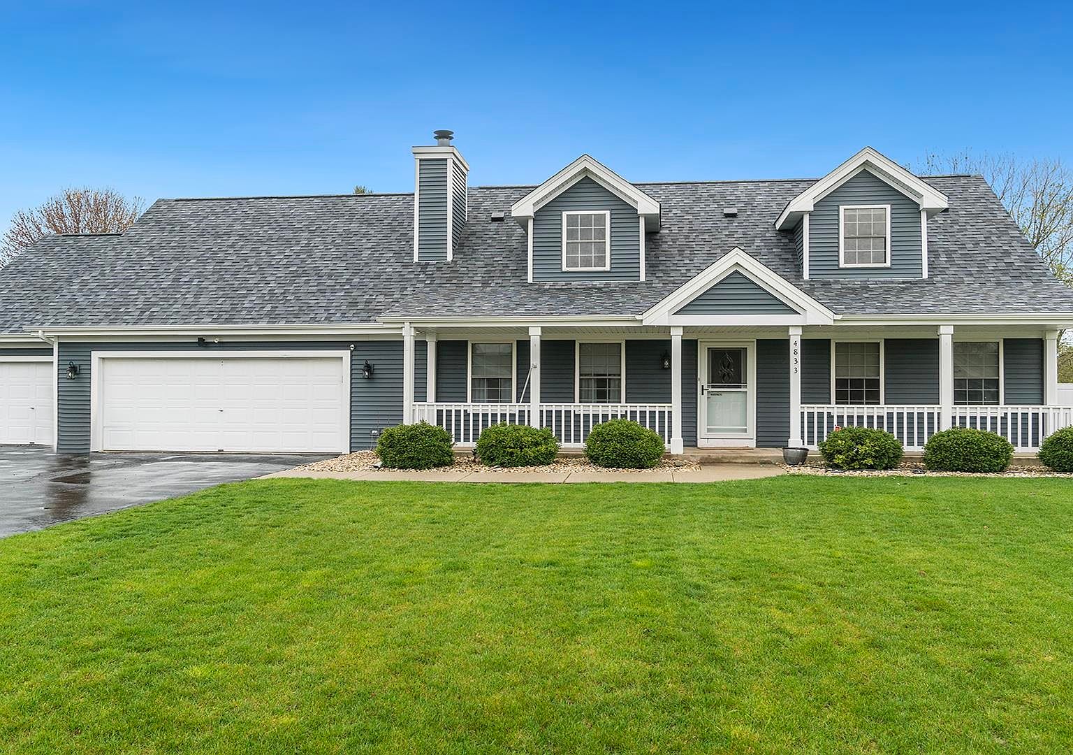 4833 Zenith Pkwy, Machesney Park, IL 61115 | Zillow