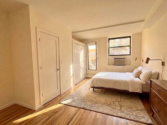 5th image of 333 E 95th St APT 1C