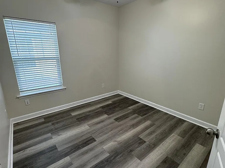 6737 Wisteria Dr — Photo 8