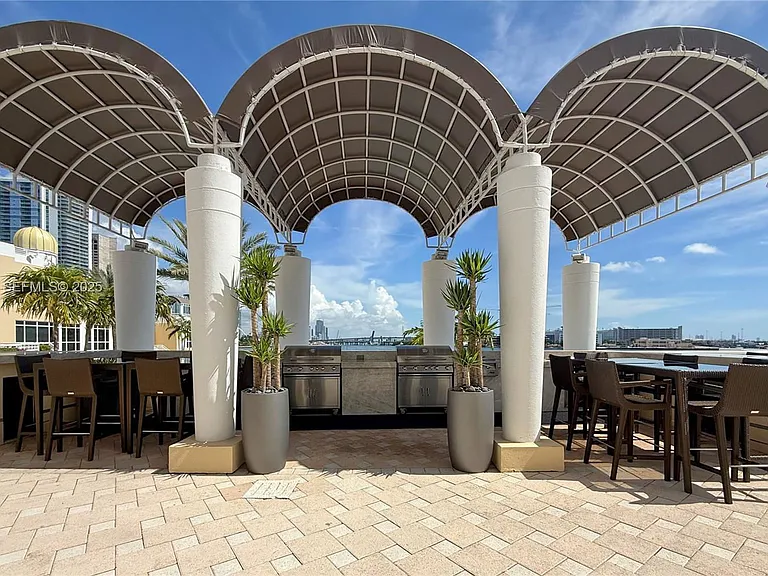 848 Brickell Key Dr #3 — Photo 6