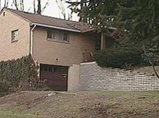 110 Bonita Ct, White Oak, PA 15131