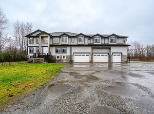 3701 Lincoln Ave, Coquitlam, BC V3E 3H8