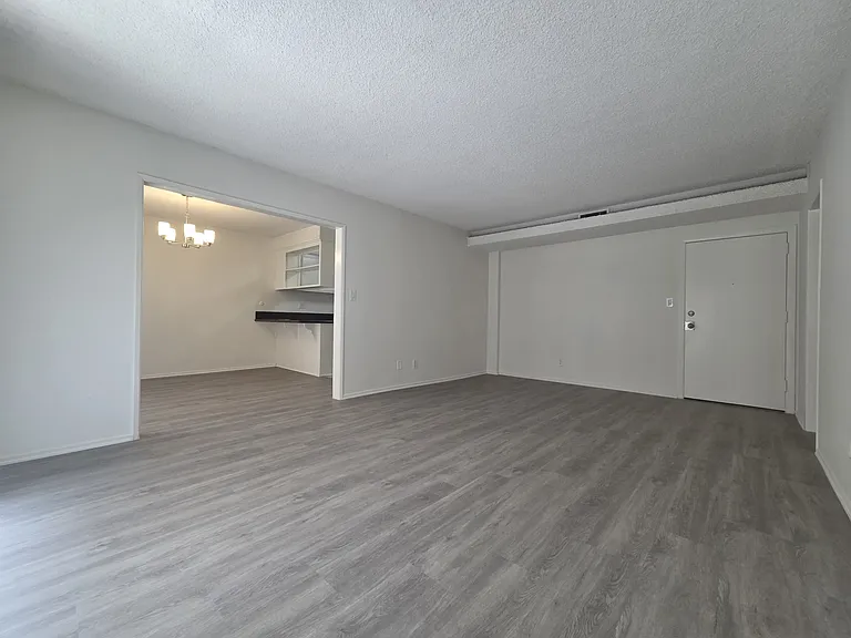 1210 N Flores St #4 — Photo 8