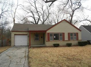 5429 Reeds Rd, Mission, KS 66202