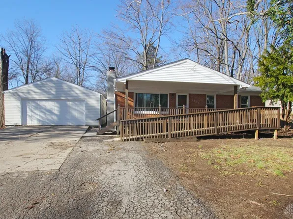 1015 N 11th St, Miamisburg, OH 45342