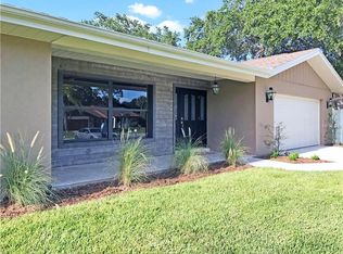 1735 Fiesta Dr, Sarasota, FL 34231