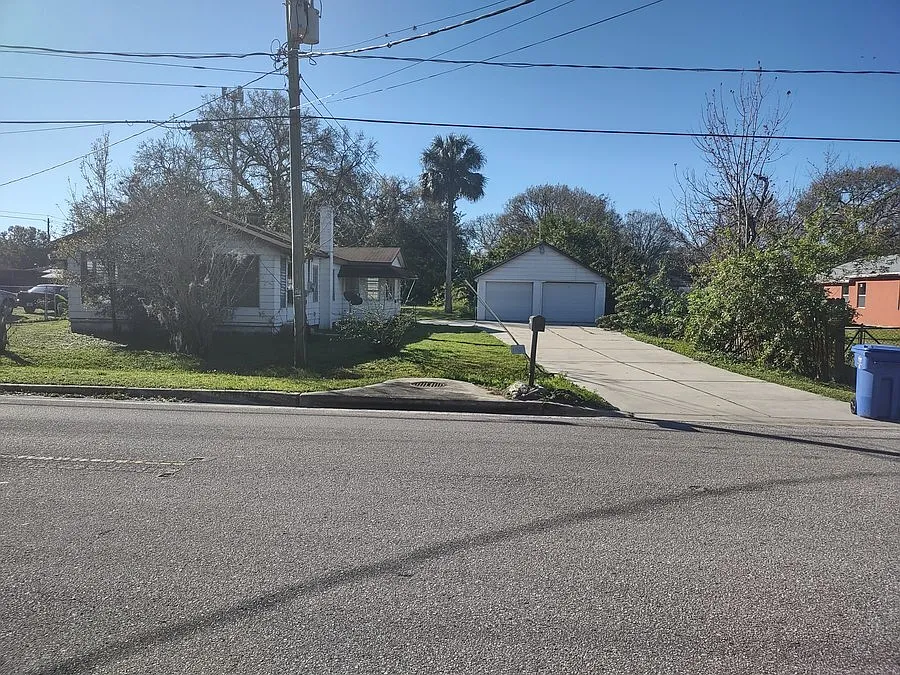 2 bed, 810 sqft, $1,690 — Photo 4
