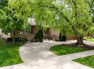 437 N Kevin Dr, Addison, IL 60101