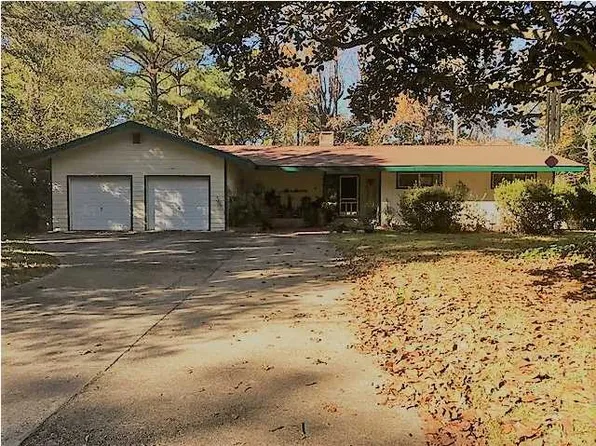 4272 Vega Dr, Mobile, AL 36693