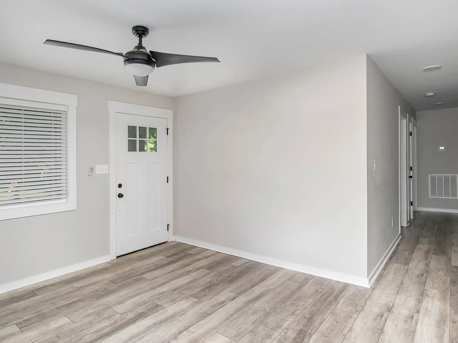 312 Glenrock Drive - 1 — Photo 4