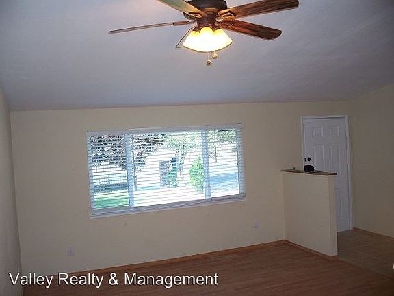 4th image of 3411 Desatoya Dr