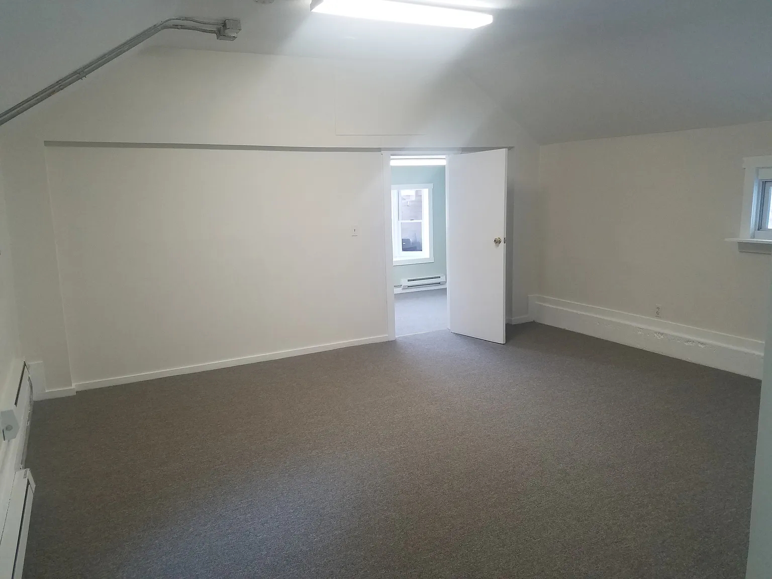 1 bed, 800 sqft, $950 — Photo 2