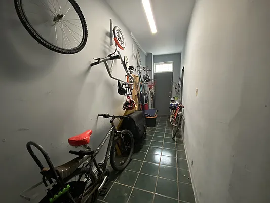 Rented by Realty Collective | media 20