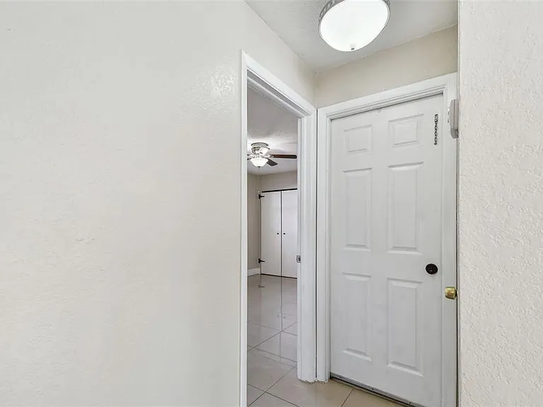 12252 Eldon Dr — Photo 40