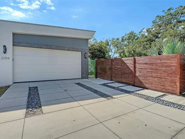 2254 Hawthorne St, Sarasota, FL 34239