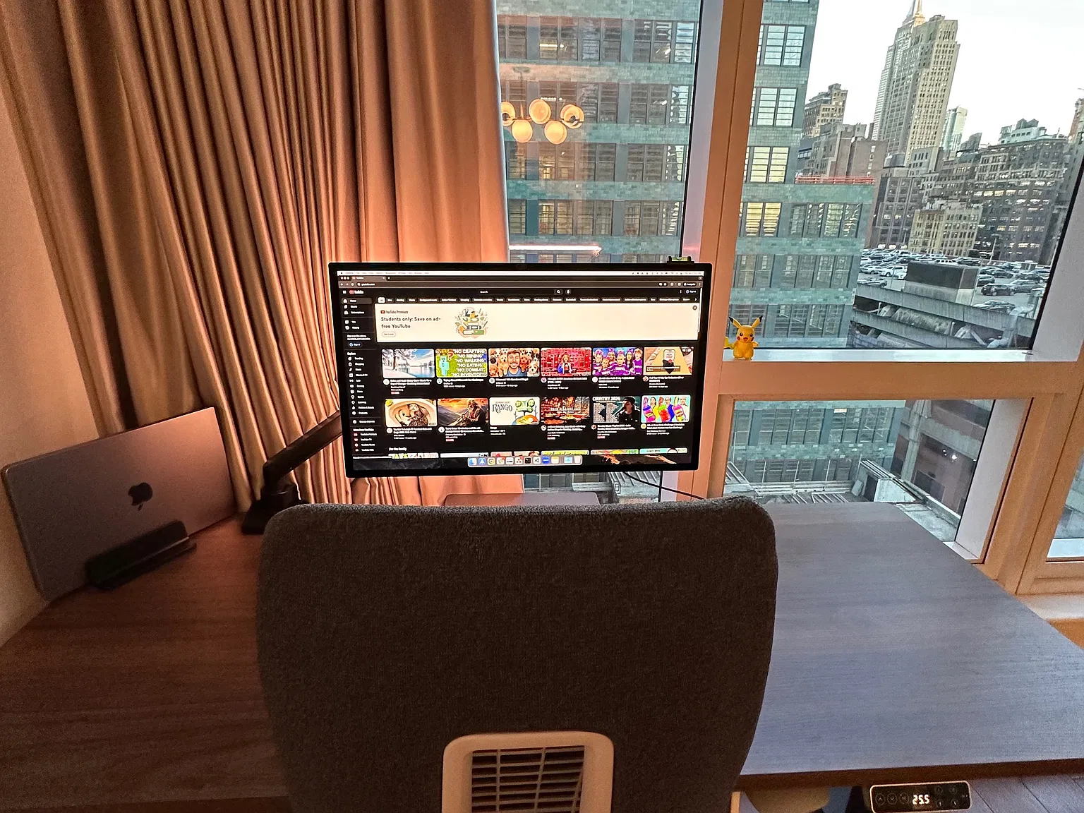 350 West 42nd Street — Photo 2
