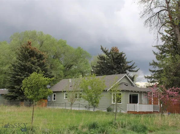 11045 Railroad St, Manhattan, MT 59741