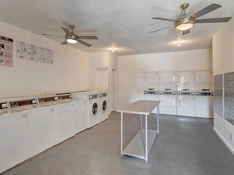 Cascade Apartments — Photo 37