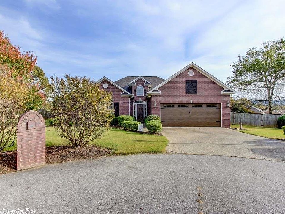 1st image of 105 Kirby Ct