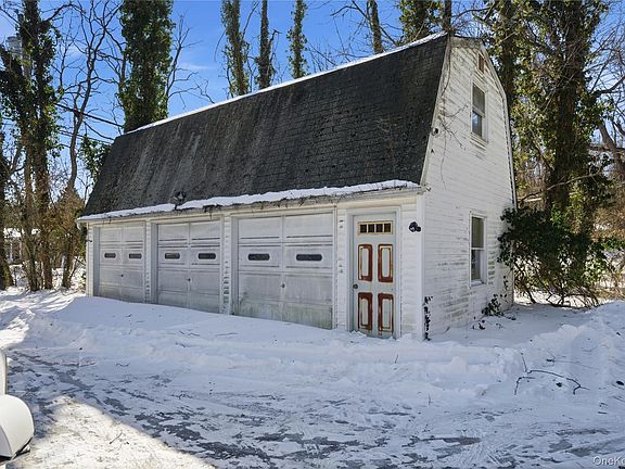 2nd image of 115 Warner Road