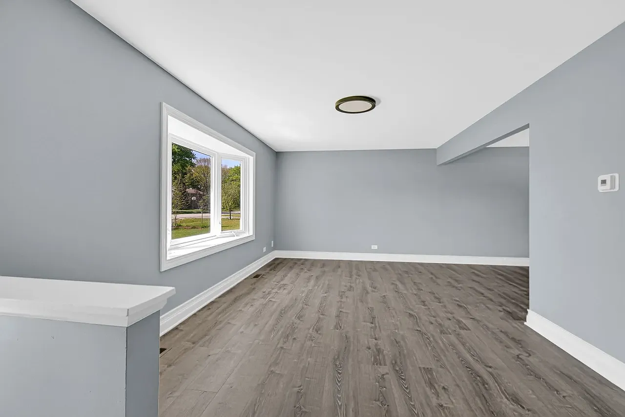 4 bed, 20038 sqft, $3,000 — Photo 4