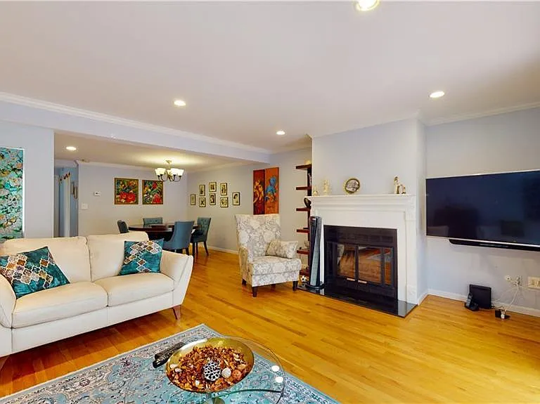 130 Forest St #130 — Photo 4