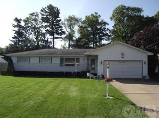851 Winslow Ct, Muskegon, MI