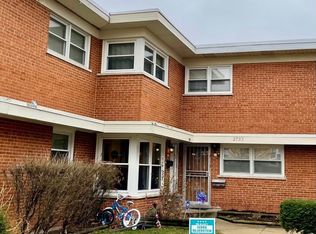 2751 W North Shore Ave, Chicago, IL