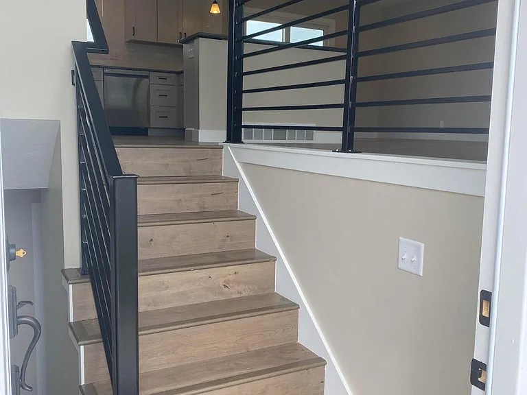 6196 S 725 E — Photo 13