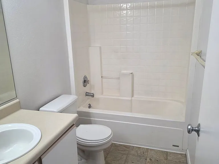 2595 Yori Ave — Photo 3