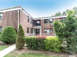 1205 E Broadway APT F25, Hewlett, NY 11557