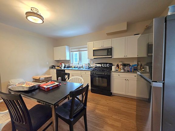 2nd image of 46 Bromfield Rd #1A