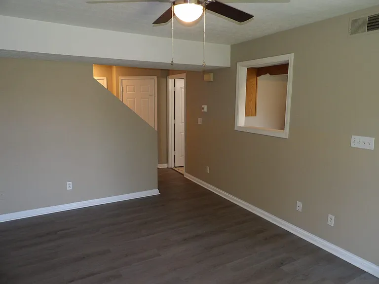 312 Bypass Plaza Dr — Photo 12