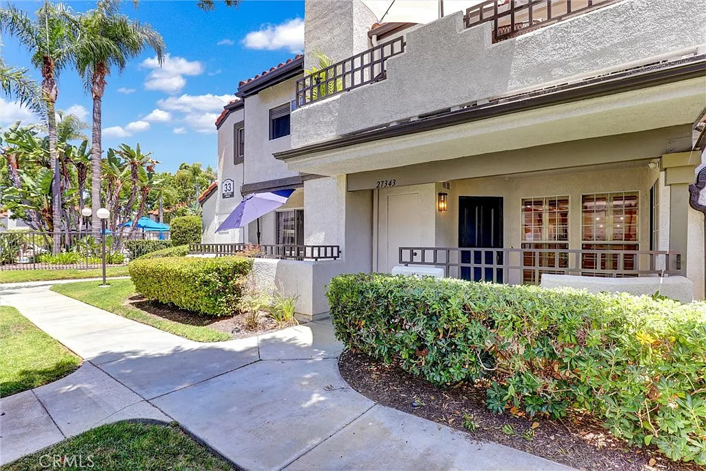 1 bed, 750 sqft, $2,650 — Photo 3