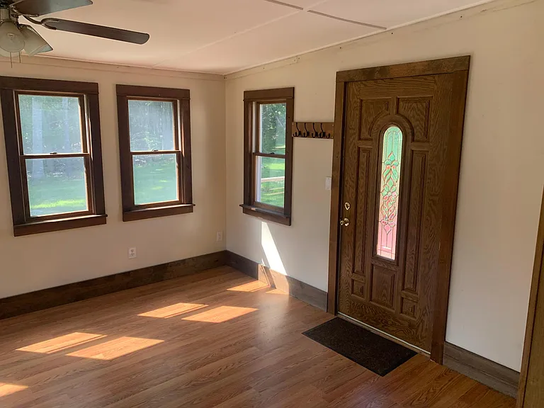 731 College Ave — Photo 12