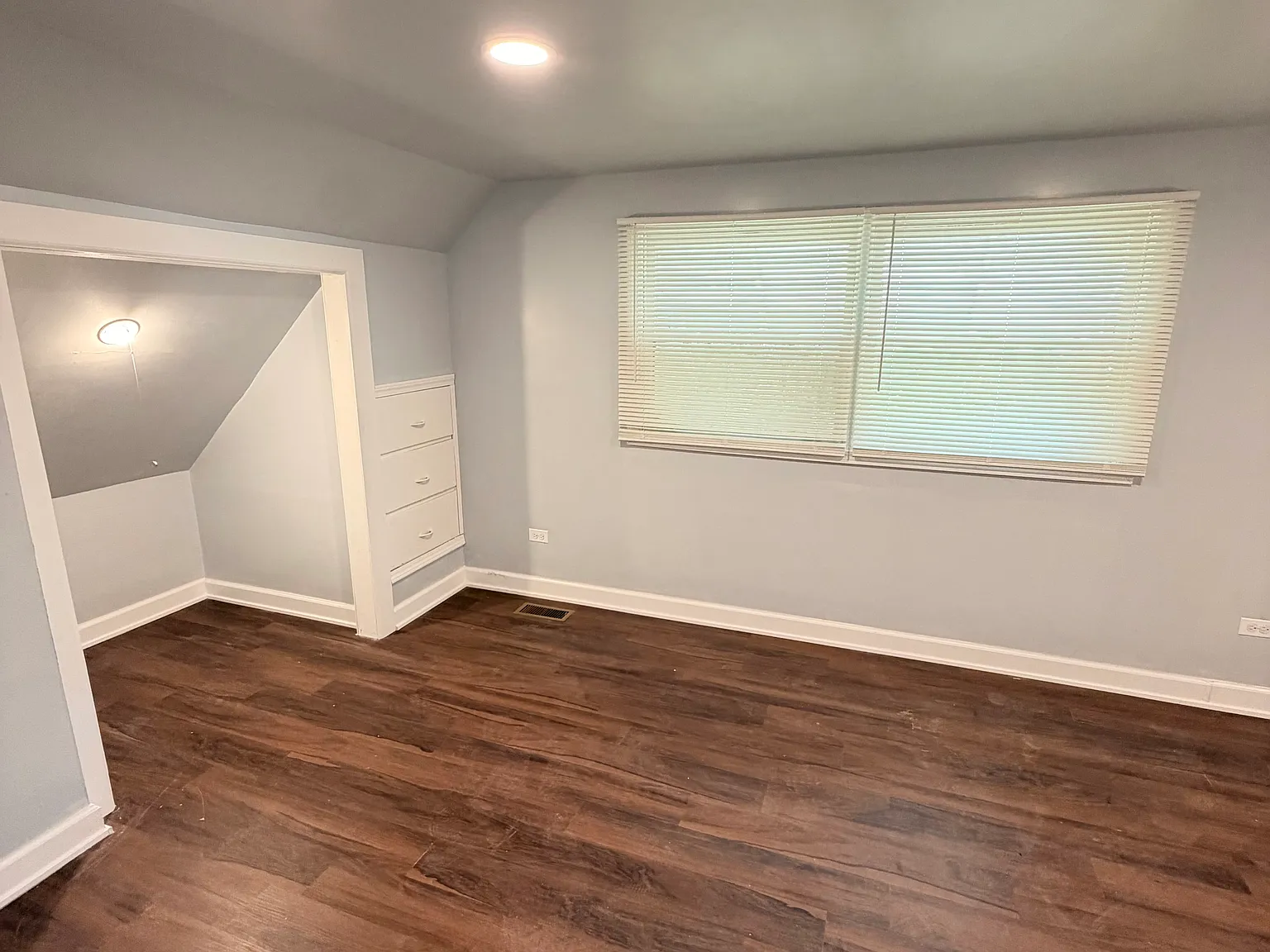 3 bed, 1500 sqft, $2,200 — Photo 3