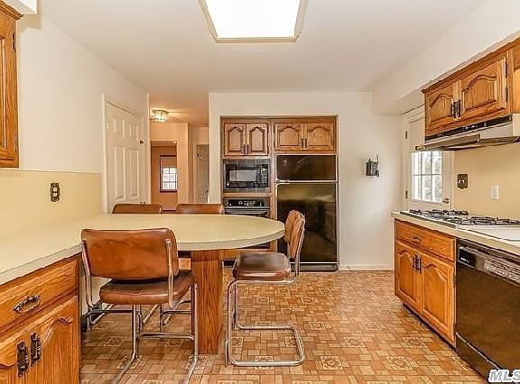 4th image of 118 N Dunton Ave