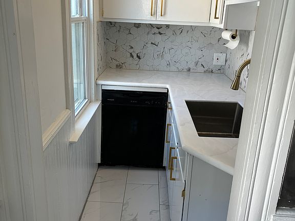 2nd image of 242 Court St #2